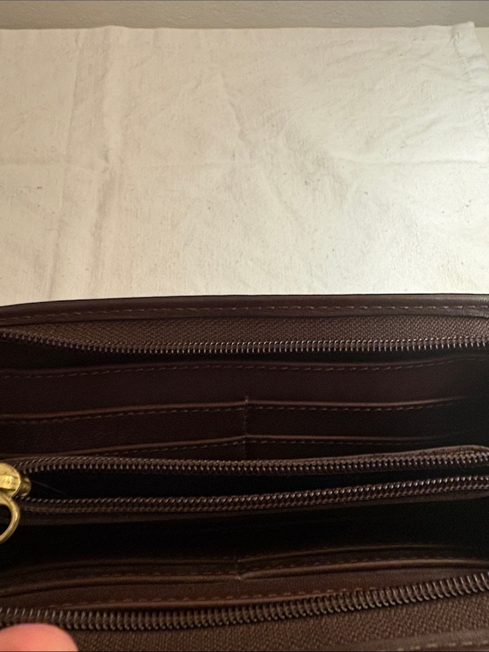 Brown Handcrafted Leather Zip Wallet, made in Bolivia - Picture 8 of 12
